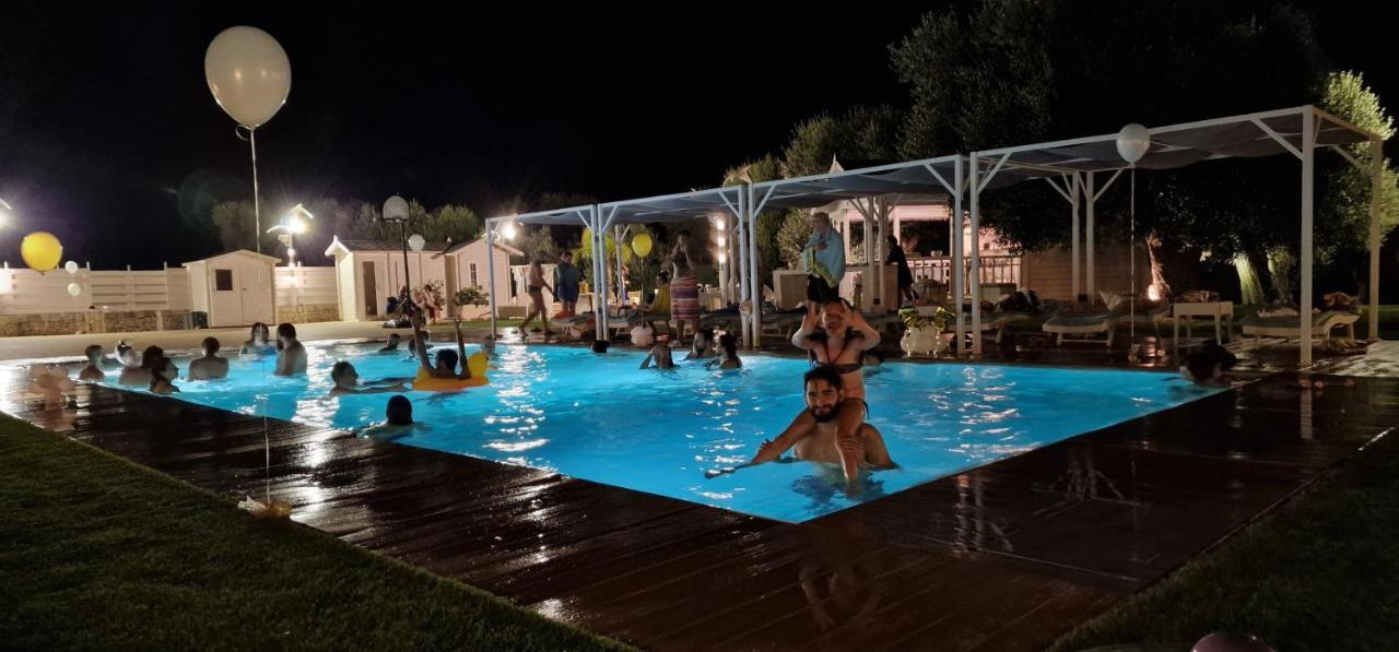 Appartamenti In Villa Alessia 莫诺波利 外观 照片