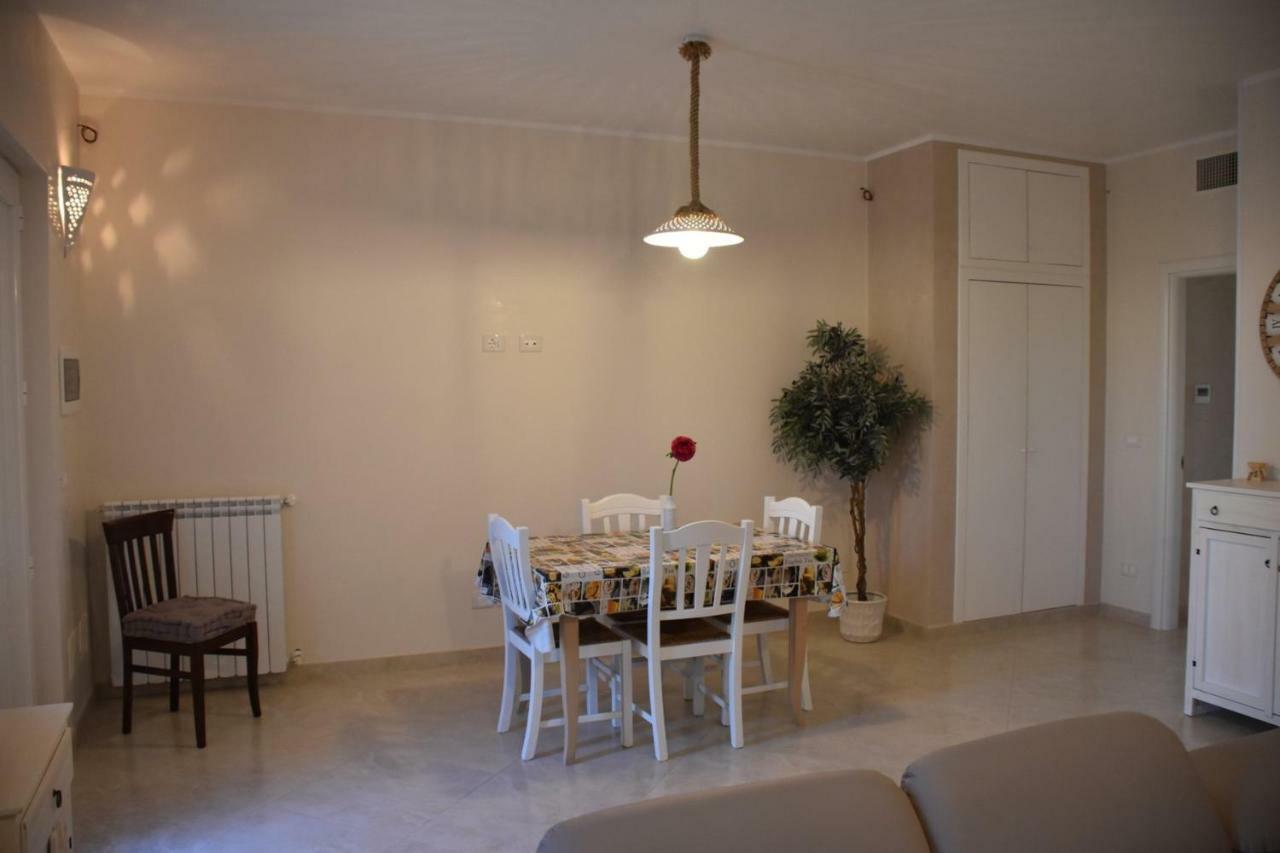Appartamenti In Villa Alessia 莫诺波利 外观 照片