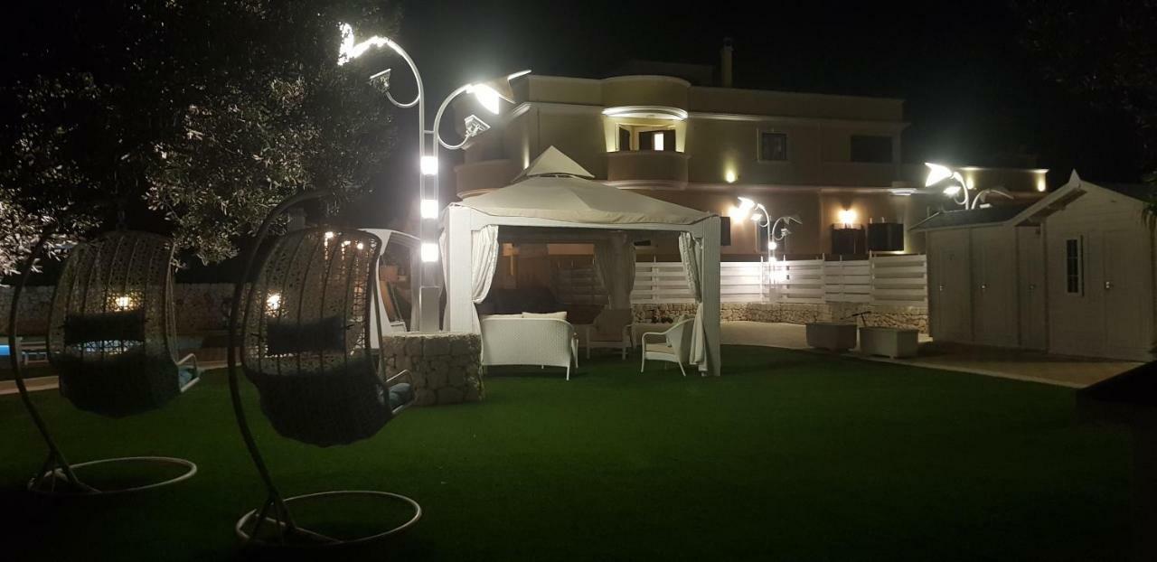 Appartamenti In Villa Alessia 莫诺波利 外观 照片
