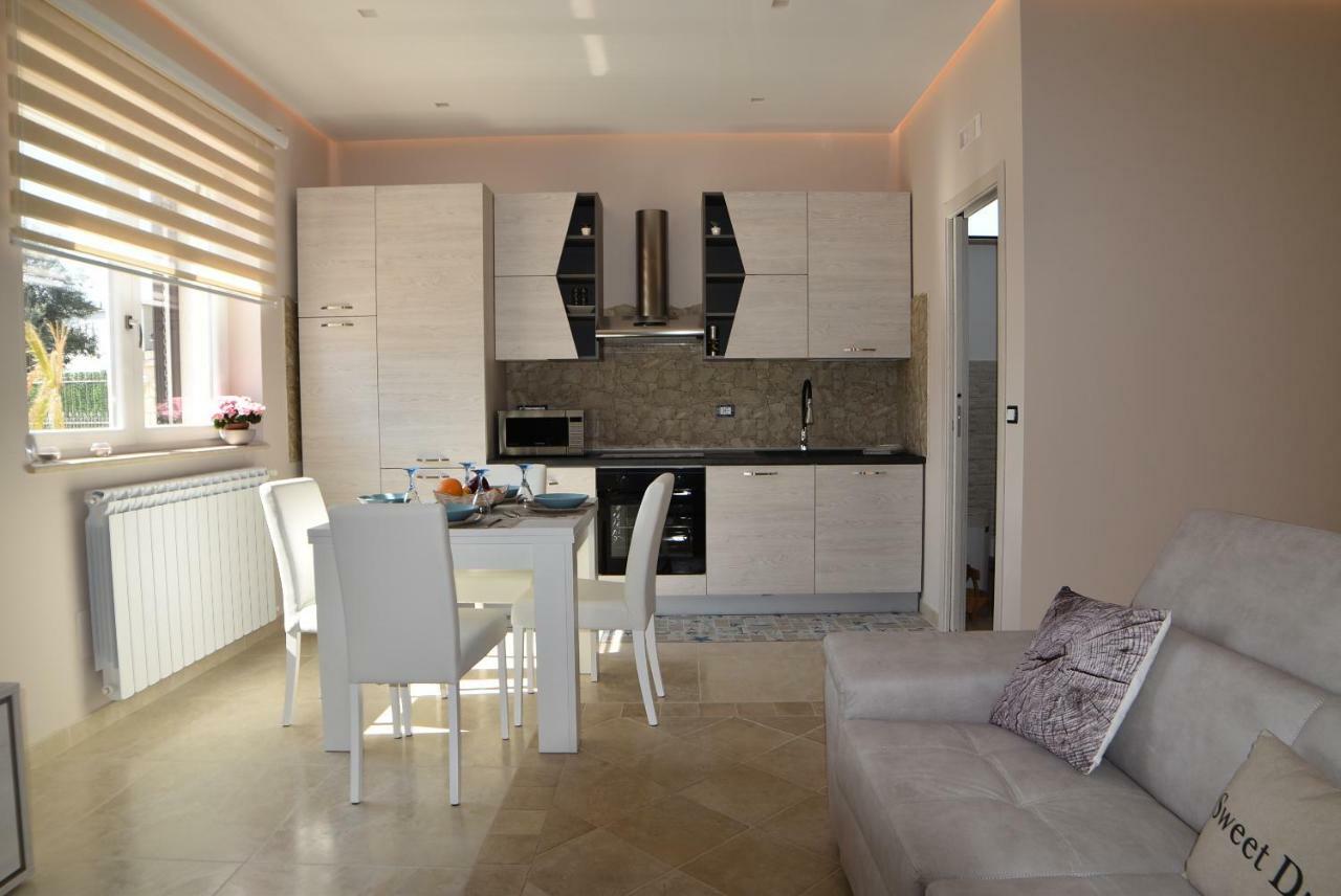 Appartamenti In Villa Alessia 莫诺波利 外观 照片